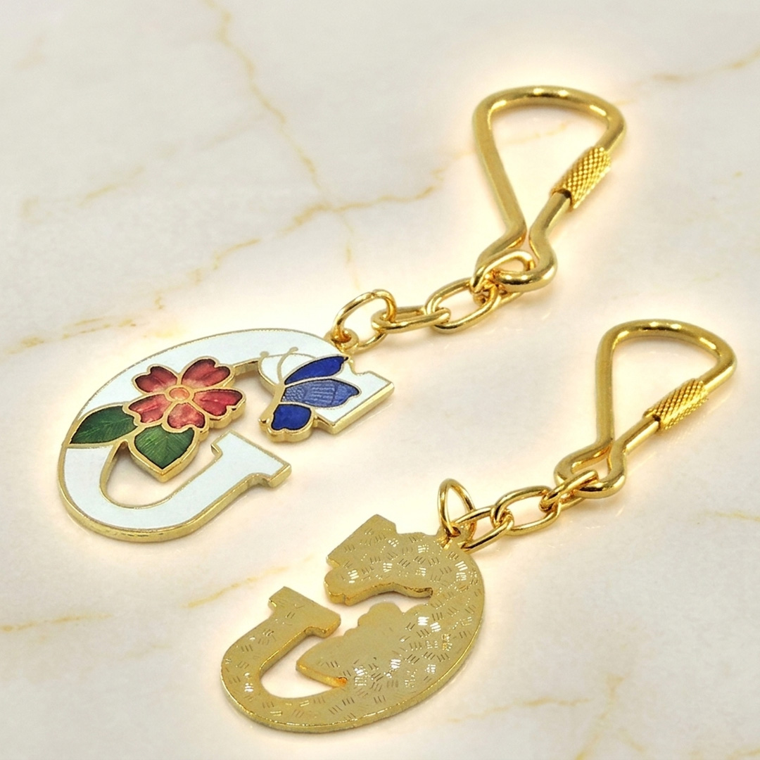English letter Enamel key chain